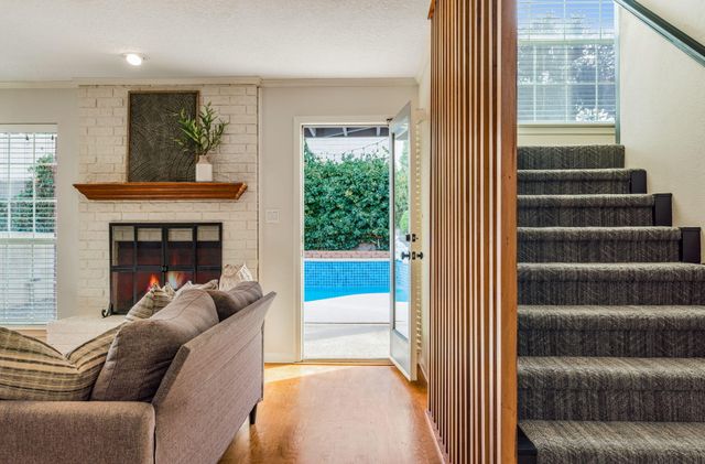 4532 Agate Hills Road NW, Albuquerque, NM 87114