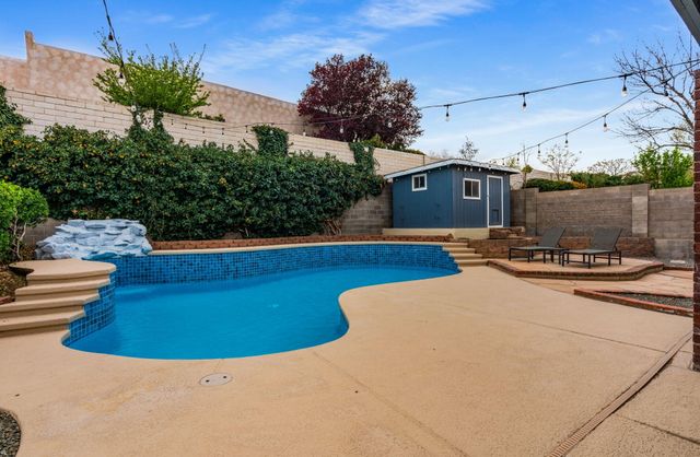 4532 Agate Hills Road NW, Albuquerque, NM 87114