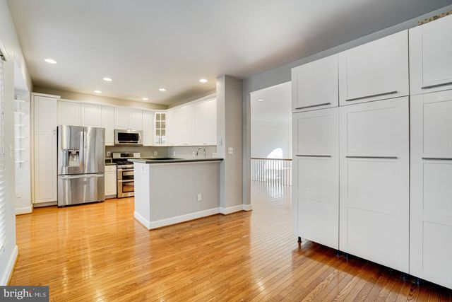 2505 GADSBY PL, Alexandria, VA 22311