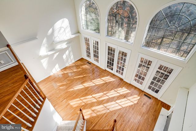 2505 GADSBY PL, Alexandria, VA 22311