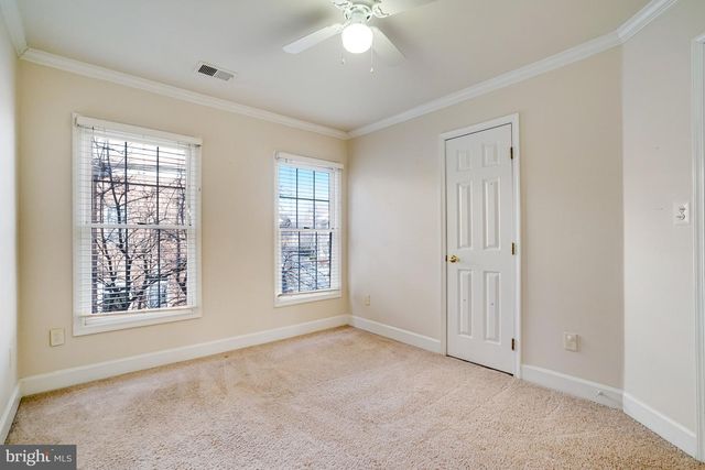 2505 GADSBY PL, Alexandria, VA 22311