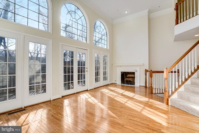 2505 GADSBY PL, Alexandria, VA 22311