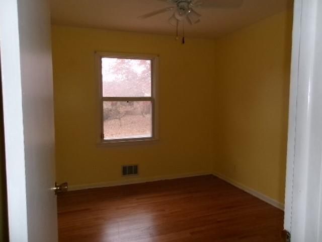 15412 E 42nd Place, Independence, MO 64055