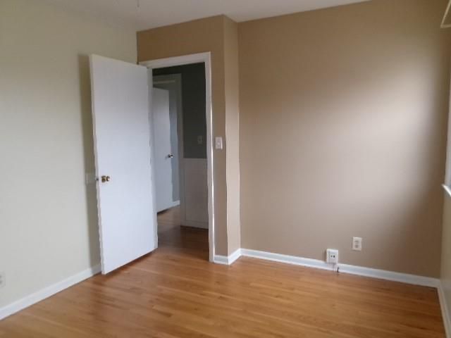 15412 E 42nd Place, Independence, MO 64055