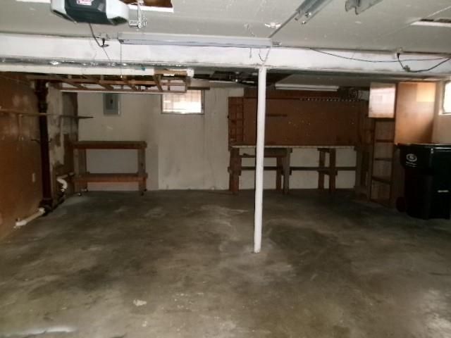 15412 E 42nd Place, Independence, MO 64055