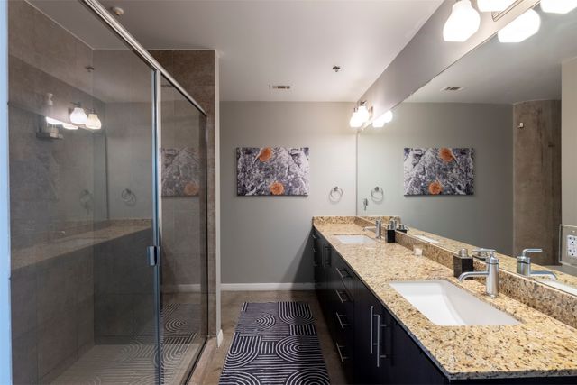 1001 Belleview Street 707, Dallas, TX 75215