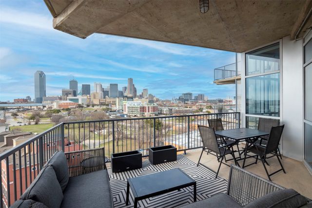 1001 Belleview Street 707, Dallas, TX 75215