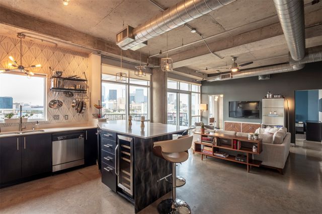 1001 Belleview Street 707, Dallas, TX 75215