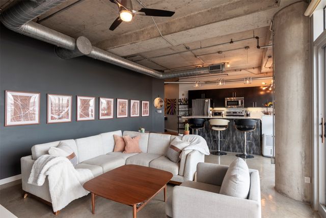 1001 Belleview Street 707, Dallas, TX 75215