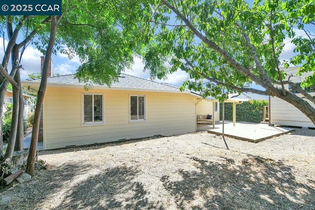 80 Water Street, Bay Point, CA 94565