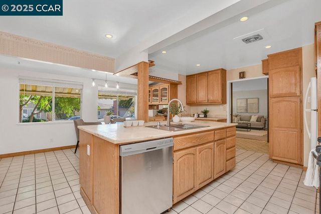80 Water Street, Bay Point, CA 94565