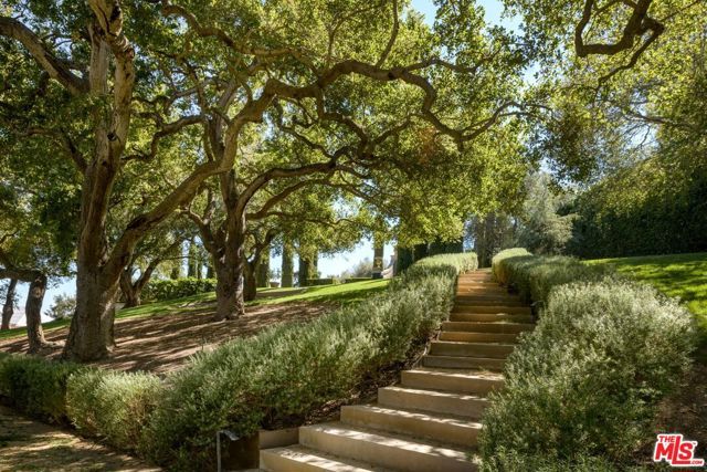 2910 Sycamore Canyon Road, Montecito, CA 93108