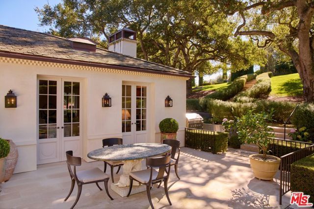 2910 Sycamore Canyon Road, Montecito, CA 93108