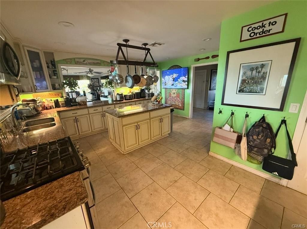 Image 24 of property listing at 13288 Bryant, Yucaipa, CA 92399