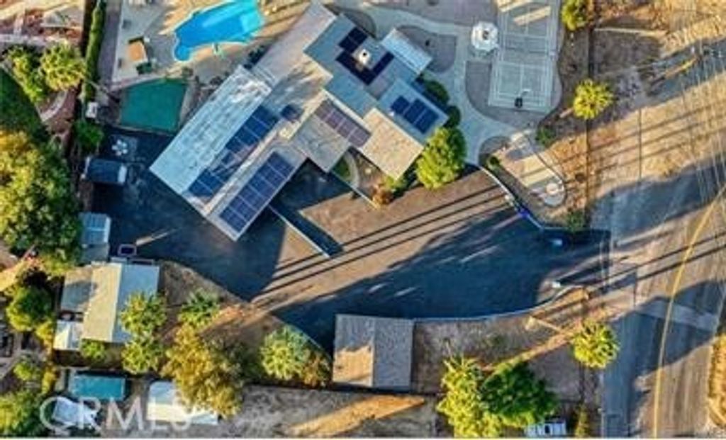 Image 3 of property listing at 13288 Bryant, Yucaipa, CA 92399