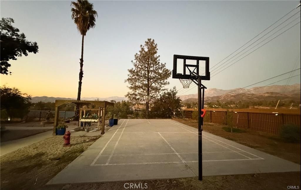 Image 45 of property listing at 13288 Bryant, Yucaipa, CA 92399