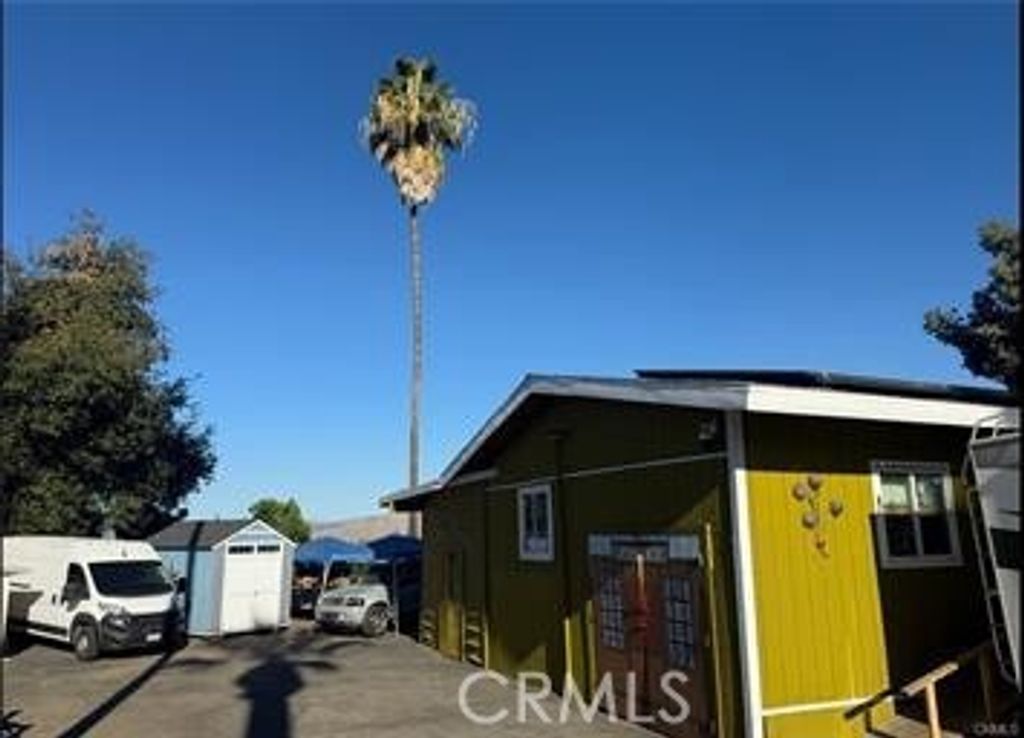 Image 7 of property listing at 13288 Bryant, Yucaipa, CA 92399