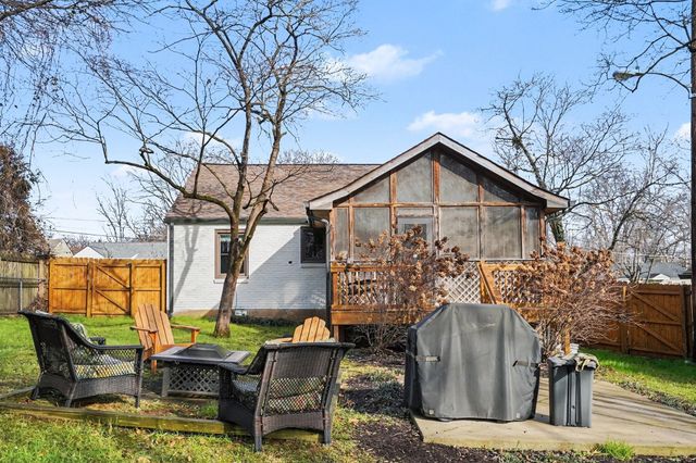 908 Broadmoor Dr, Nashville, TN 37216