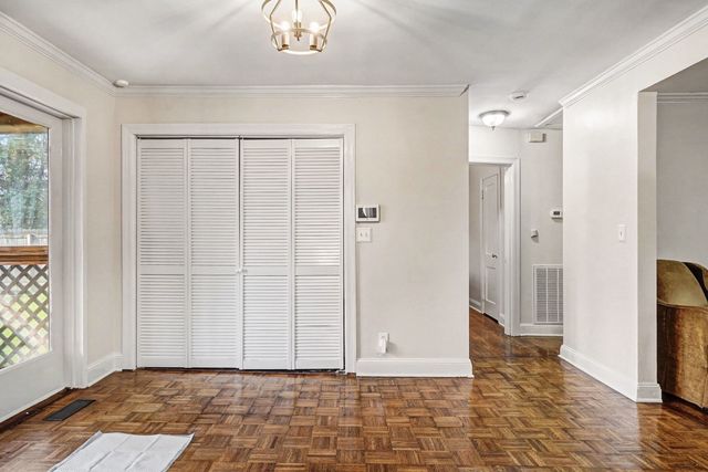 908 Broadmoor Dr, Nashville, TN 37216