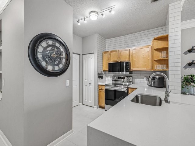 4207 S DALE MABRY HIGHWAY 8308, Tampa, FL 33611