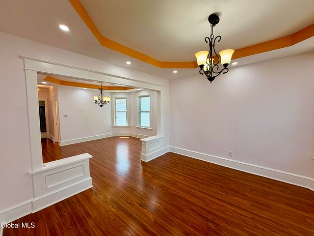 534 N Brandywine Avenue, Schenectady, NY 12308