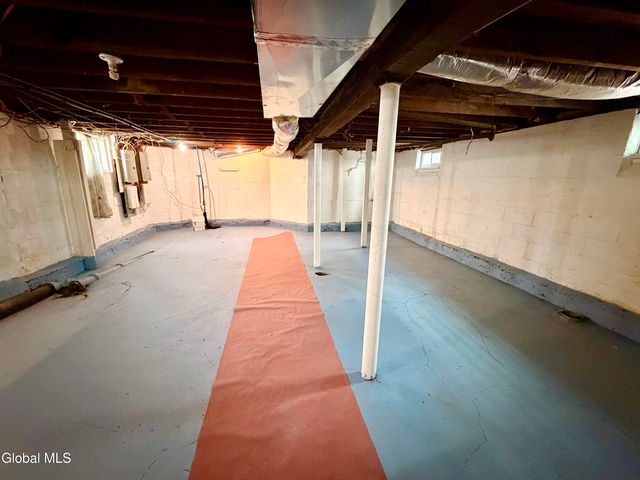 534 N Brandywine Avenue, Schenectady, NY 12308