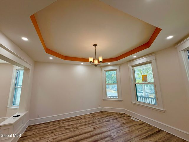 534 N Brandywine Avenue, Schenectady, NY 12308