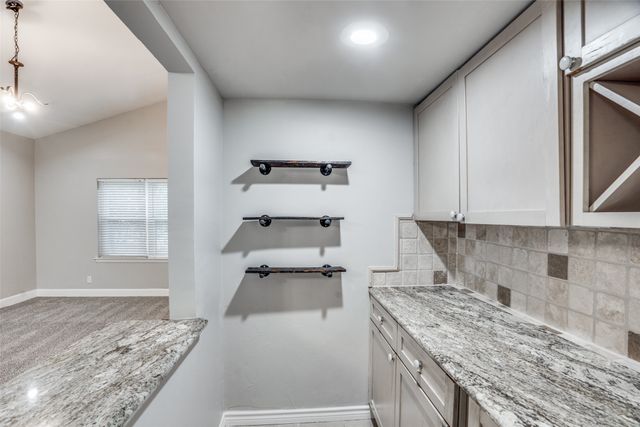 902 Firestone Lane, Richardson, TX 75080