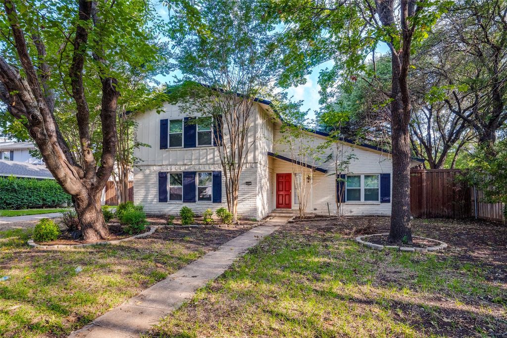 902 Firestone Lane, Richardson, TX 75080