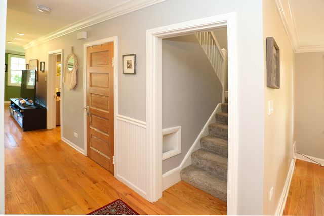 28W719 Barnes Avenue, West Chicago, IL 60185