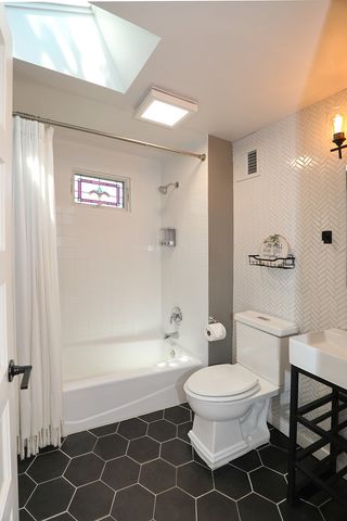 28W719 Barnes Avenue, West Chicago, IL 60185