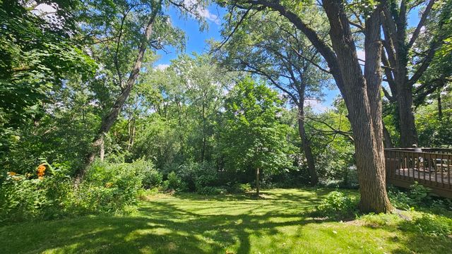 28W719 Barnes Avenue, West Chicago, IL 60185