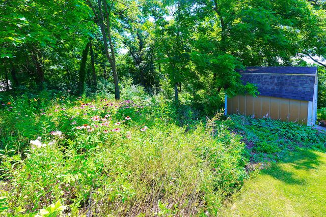 28W719 Barnes Avenue, West Chicago, IL 60185