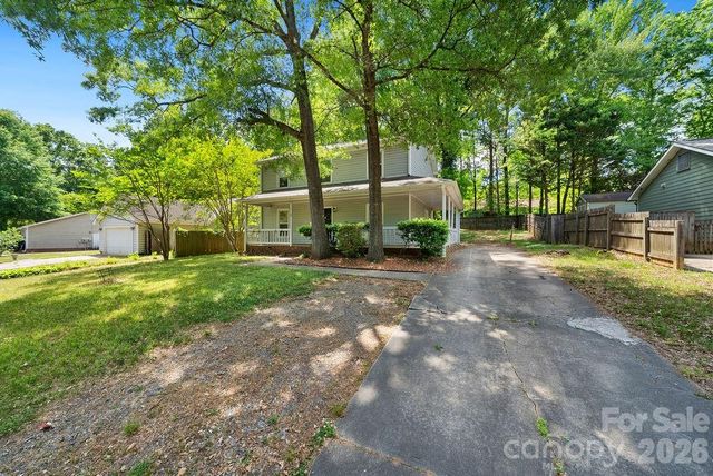 6719 Raeburn Lane, Charlotte, NC 28227