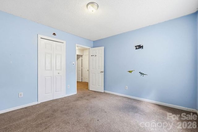 6719 Raeburn Lane, Charlotte, NC 28227