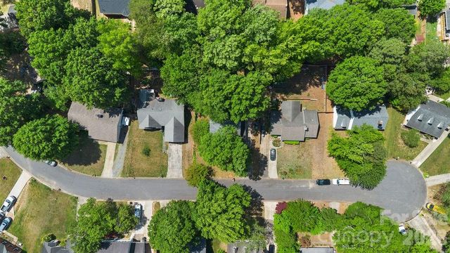 6719 Raeburn Lane, Charlotte, NC 28227