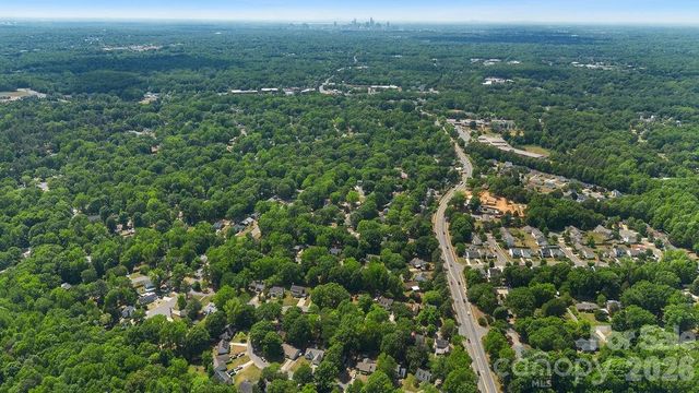 6719 Raeburn Lane, Charlotte, NC 28227