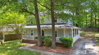 6719 Raeburn Lane, Charlotte, NC 28227