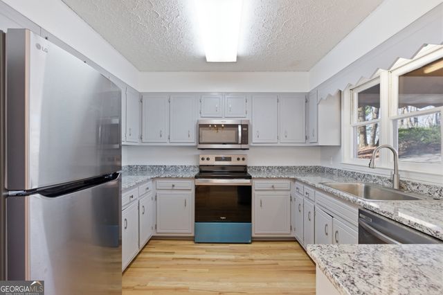 137 Pleasant Mountain Drive, Sky Valley, GA 30537