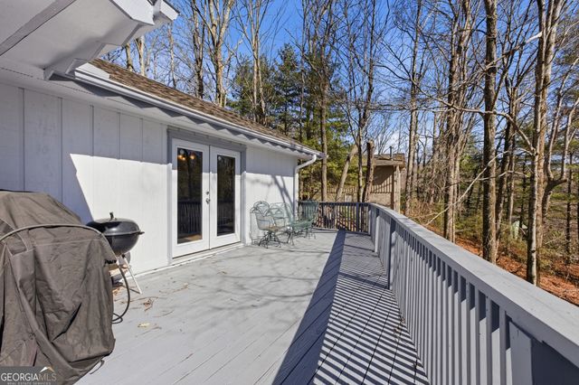 137 Pleasant Mountain Drive, Sky Valley, GA 30537