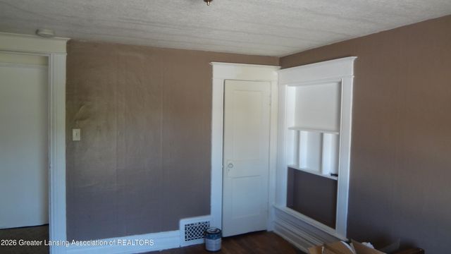 614 N Butler Boulevard, Lansing, MI 48915