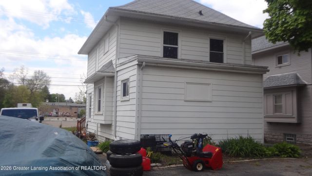 614 N Butler Boulevard, Lansing, MI 48915