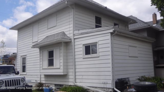 614 N Butler Boulevard, Lansing, MI 48915