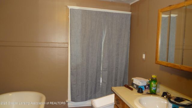 614 N Butler Boulevard, Lansing, MI 48915