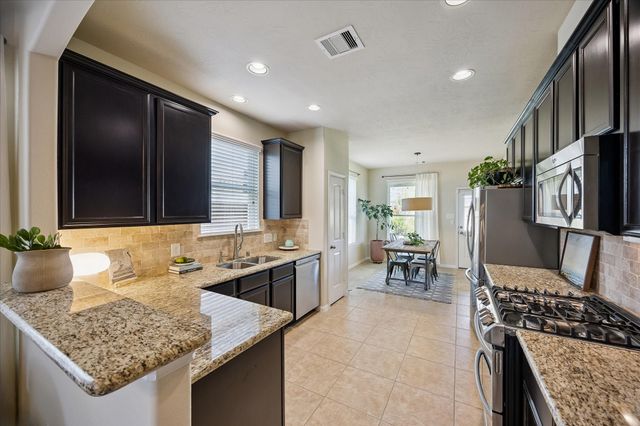 12918 Taper Reach Drive, Tomball, TX 77377
