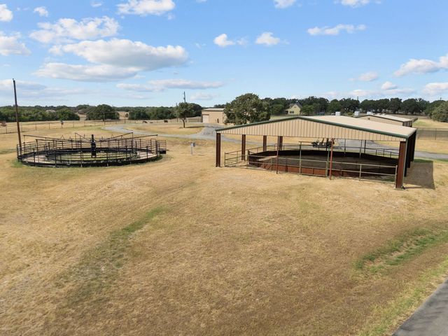 1770 Central Road, Weatherford, TX 76088