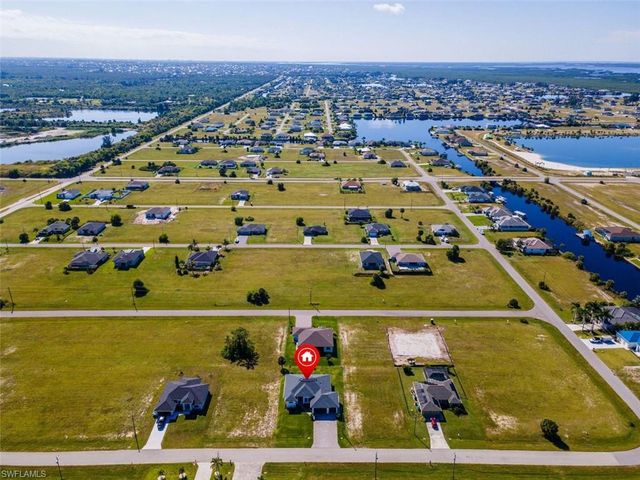 4126 39th ST, Cape Coral, FL 33993