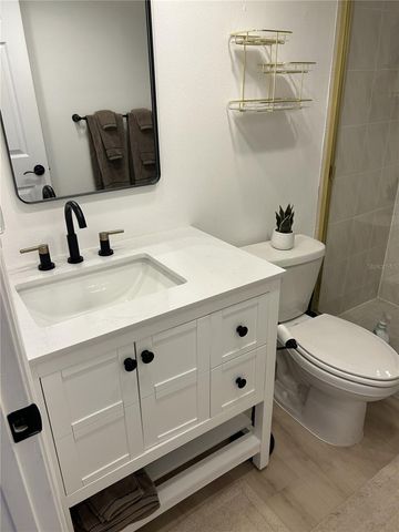 3808 GULF OF MEXICO DRIVE E111, Longboat Key, FL 34228