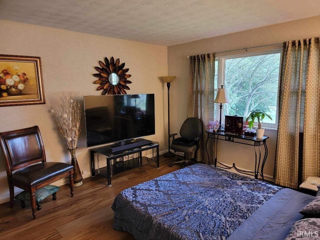 13691 Anderson Street, Granger, IN 46530