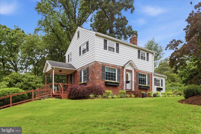 5721 FOREST RD, Cheverly, MD 20785